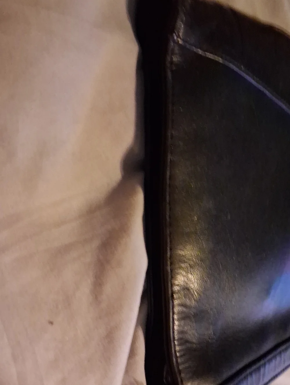 Vintage Prestine Etra Men's Black Leather Zip Clutch With Etra Logo On Zip